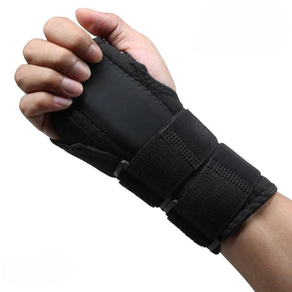 Attelle de poignet noire ChronoStyle en néoprène avec sangles réglables pour le soutien et la récupération