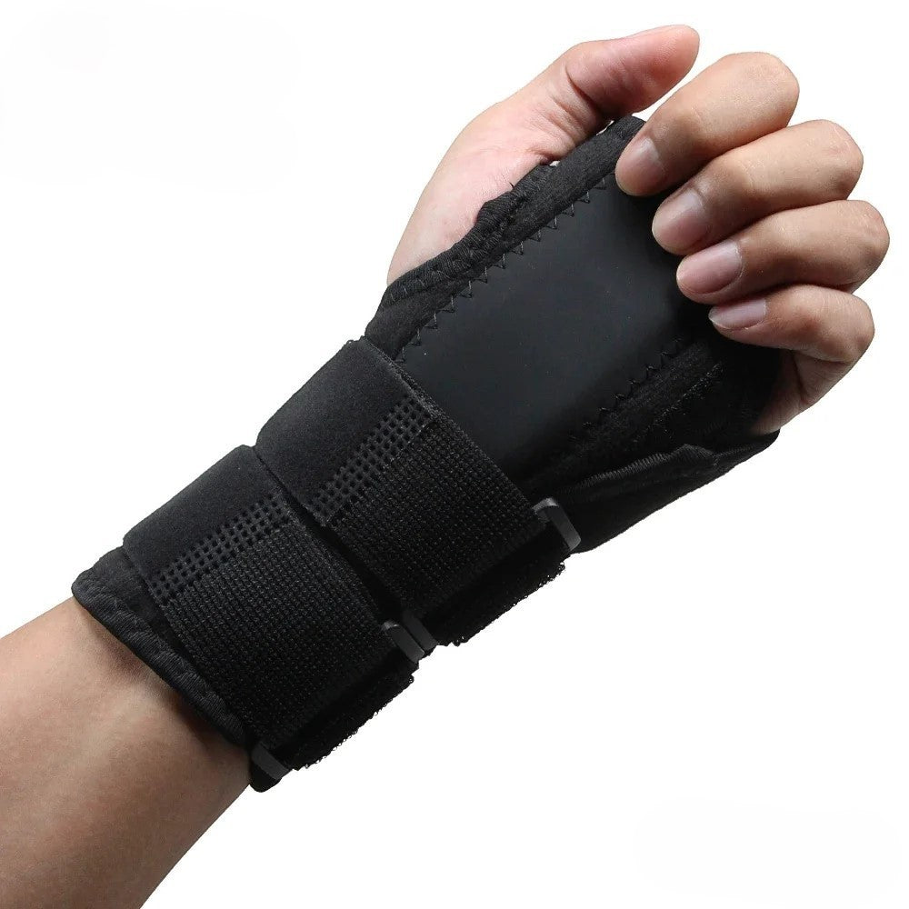 Attelle de poignet noire ChronoStyle en néoprène avec sangles réglables pour le soutien et la récupération